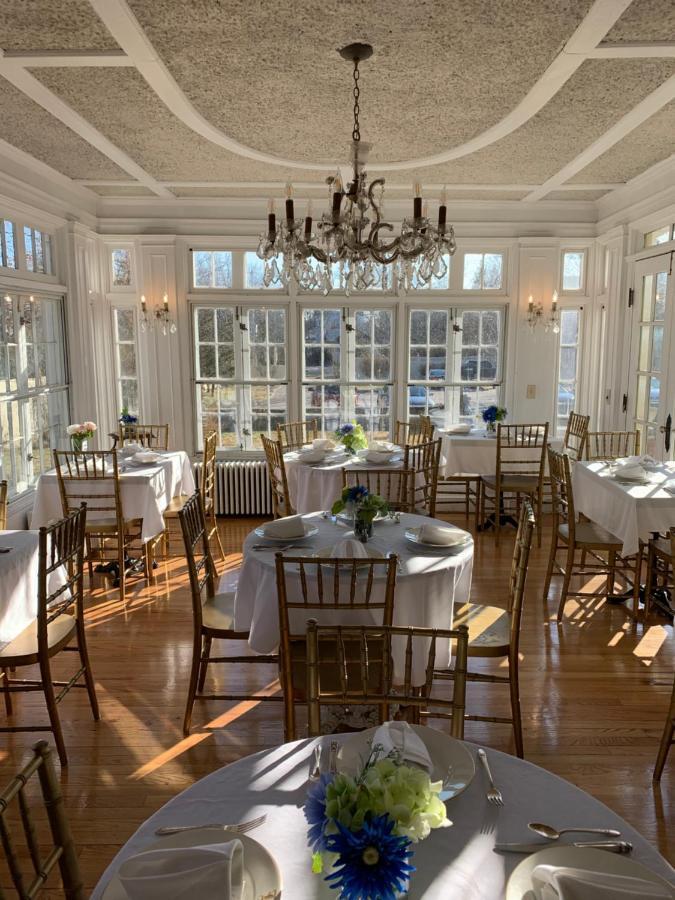 Edgewood Manor Inn Bed And Breakfast Провидънс Екстериор снимка