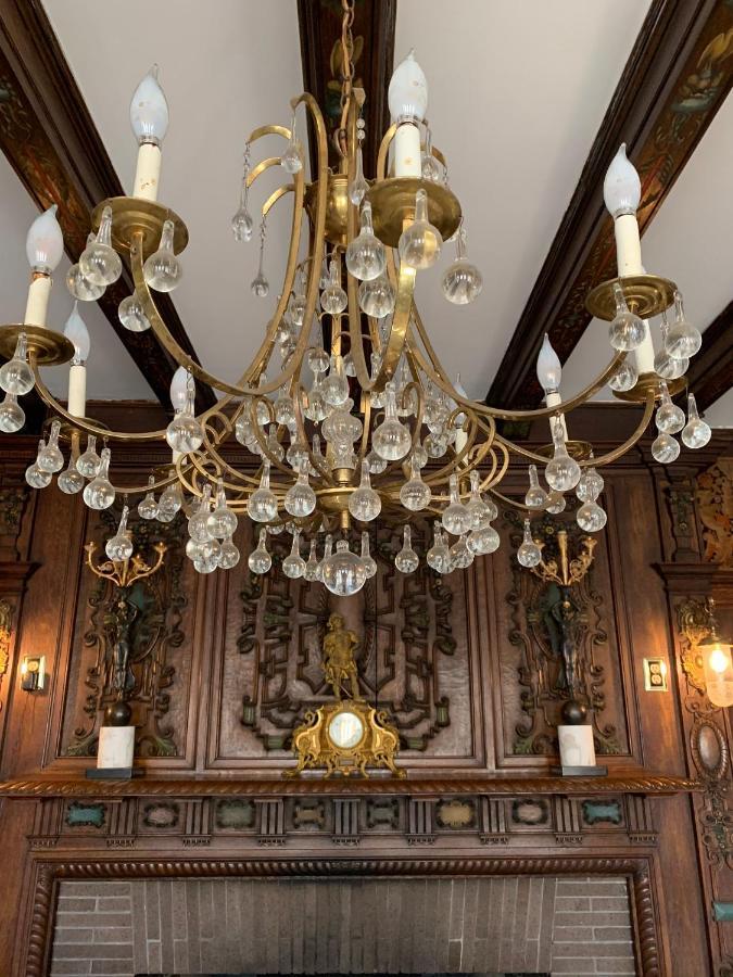 Edgewood Manor Inn Bed And Breakfast Провидънс Екстериор снимка